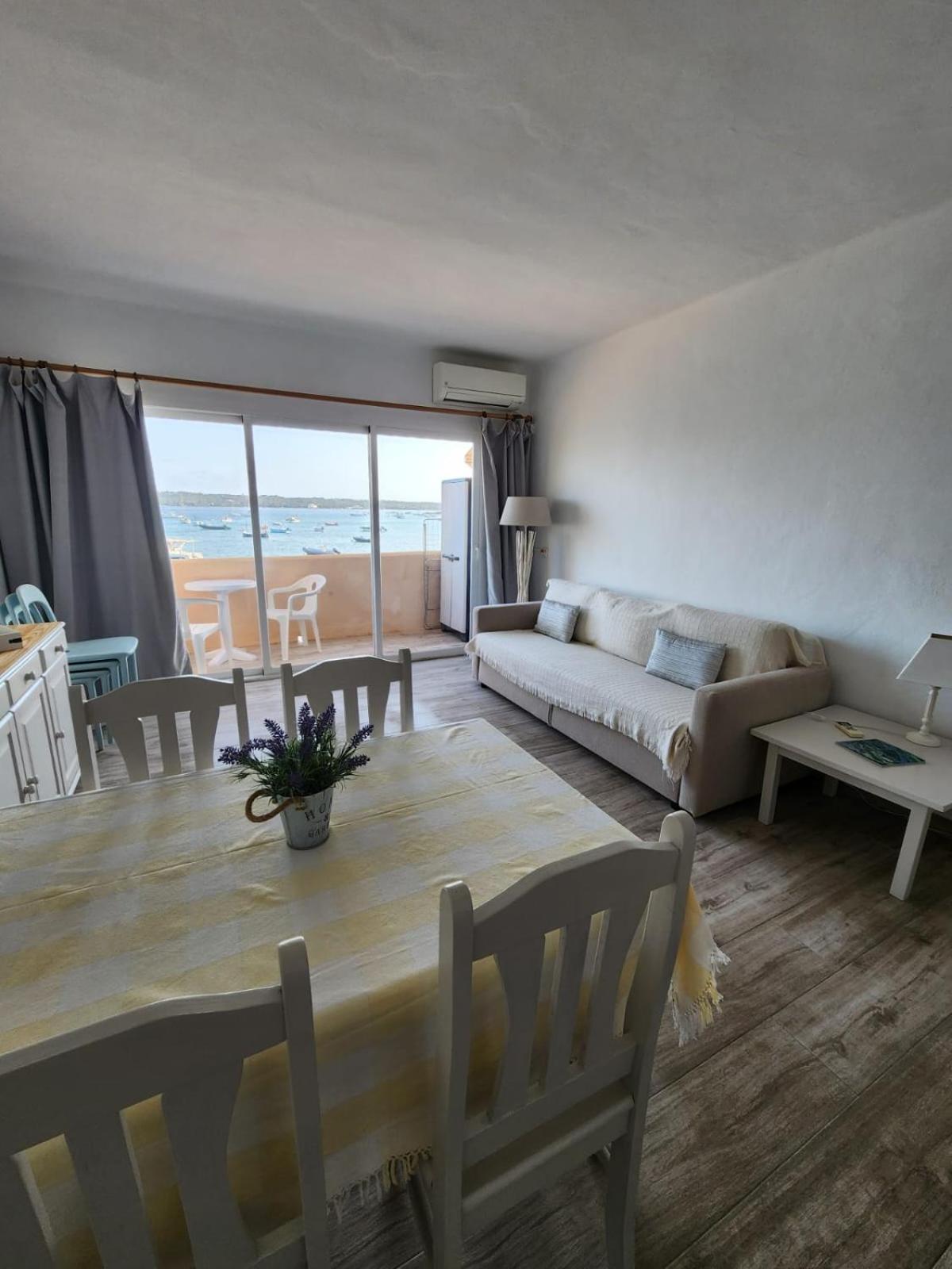 Apartamentos El Puerto, La Savina La Savina  Exterior photo